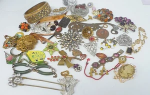 Lotto riparazione gioielli vintage vari Estate COSÌ COME SONO, per lo più riparazione 40 oggetti - Foto 1 di 17