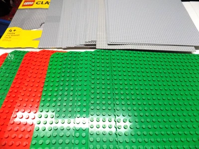 Lego Base Plate & Duplo Lot {WASHED} - image 1 of 4