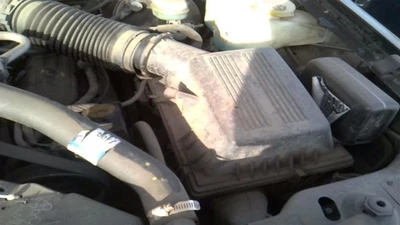 Air Cleaner Fits 93-98 GRAND CHEROKEE 27084505 - Image 1 of 4