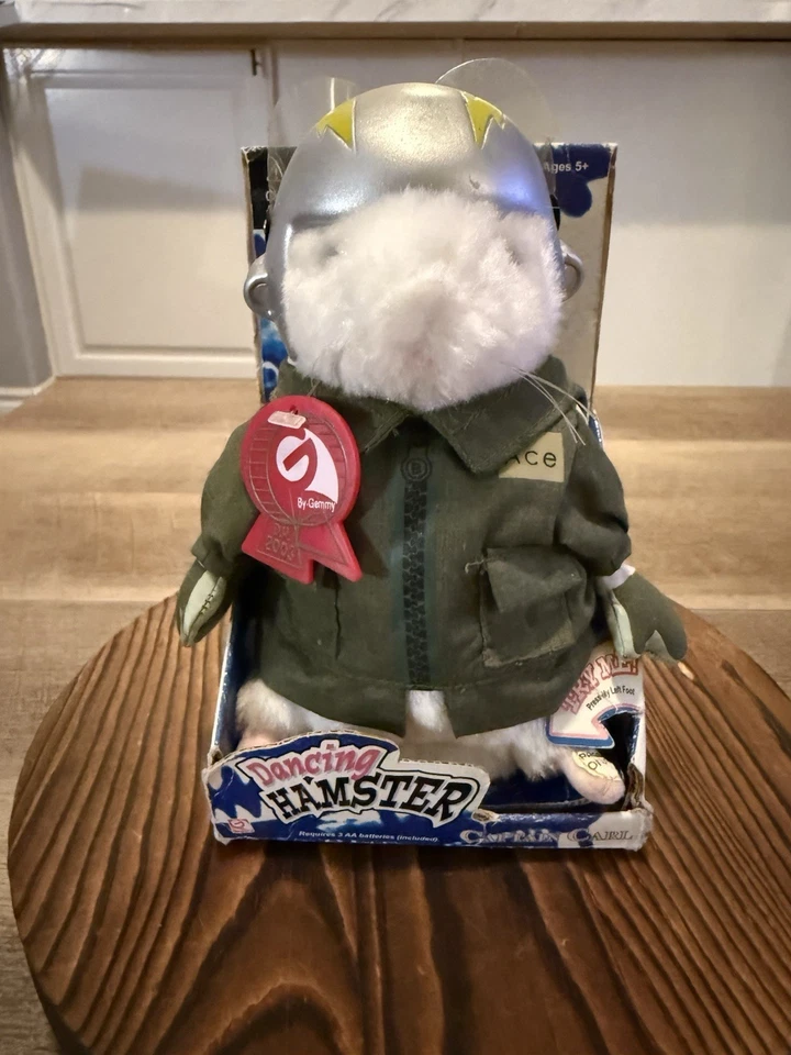 Vtg 2003 Gemmy Dancing Hamster Captain Carl Air Force Pilot Helmet Green
