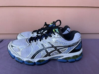 Scarpe da corsa Asics Gel Nimbus 16 T437N da uomo taglia US 8 4E bianche nere blu D6 - Immagine 1 di 4