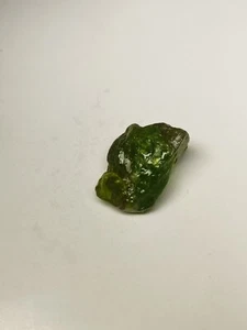 Premium Quality Peridot - 30 Carats - Exceptional Green Gem - Picture 1 of 7
