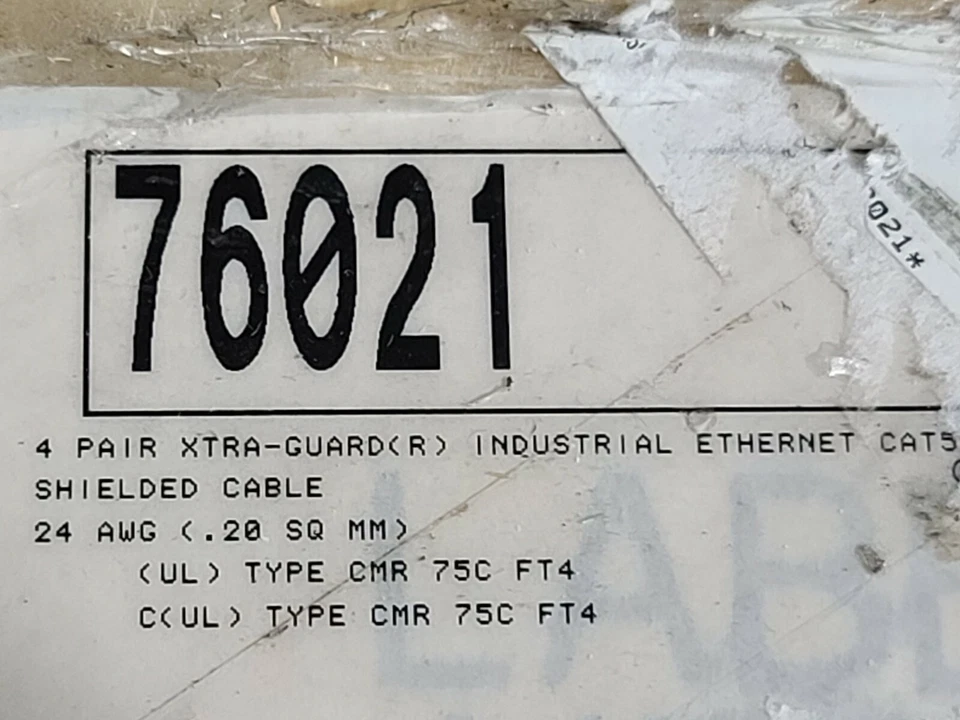 Cable Ethernet industrial Alpha Wire 76021 Cat5E F/UTP XtraGuard CMR negro/25 pies Foto 1 de 4