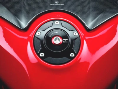 Ducati  Rizoma Aluminium Black Fuel Cap Panigale Streetfighter Diavel V2/V4 SP + - Image 1 of 2