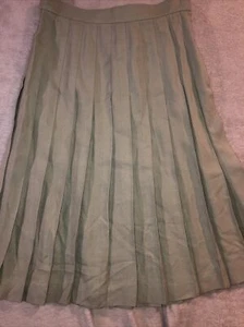 Talbots Women’s Green Skirt Size 6 - Picture 1 of 6
