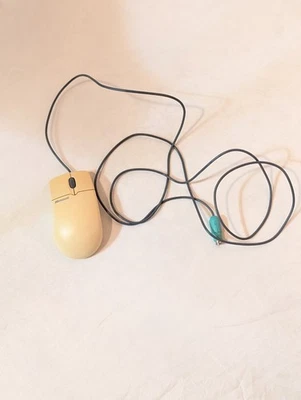 Vintage Microsoft IntelliMouse Wired PS/2 X08-70391 Retro PC Optical Wheel Rare - Image 1 of 4