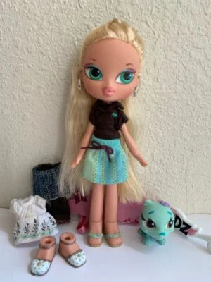 Кукла-клоун Girlz Bratz Kidz светлые волосы зеленые глаза оригинальная одежда обувь домашнее животное - Изображение 1 из 4