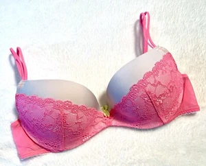 Sujetador VICTORIAS SECRET Acolchado Demi Buste ENCAJE Rosa Neón ENCAJE Copas Desnudas Talla: 32D - Imagen 1 de 5