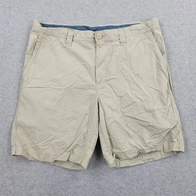 Columbia Shorts Mens 36x8 Beige Chino Pockets - Image 1 of 4