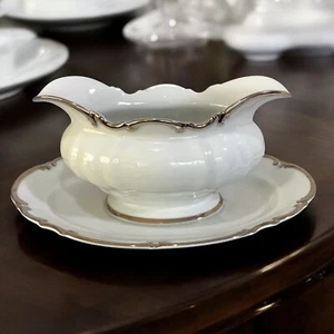 Hutschenreuther Revere Gravy Boat White Platinum Trim with Attached Underplate - Picture 1 of 11