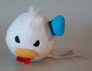 Disney Store Donald Duck Tsum Tsum Mini Plush - FAST SHIP - Picture 1 of 7