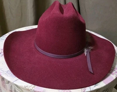dynafelt cowboy hat Red 6 3/4 - Image 1 of 4