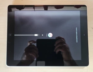 A1460 Apple iPad 4th Generation - Faulty Parts Repair - Can't Restore Firmware - Picture 1 of 3