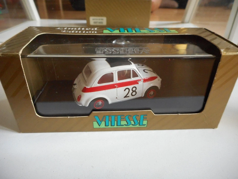 Vitesse Fiat 500 Sport 12H Hockenheim 1958 en blanc au 1:43 en boite - Photo 1/1