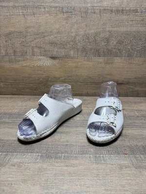 LaPlume White Leather Adjustable Buckle Slides Women's Size EU 39 - Image 1 of 4