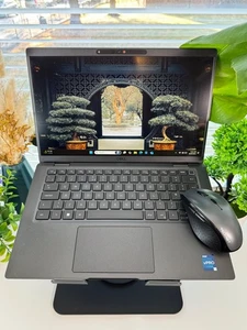 Dell Latitude 7430 - Intel Core i5 12th Gen 16GB RAM 256GB SSD Storage + Bundle - Picture 1 of 9