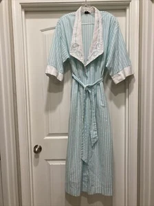 Vintage Christian Dior Loungewear/Robe Shoulder Pads SZ S Embroidered Blue/White - Picture 1 of 12