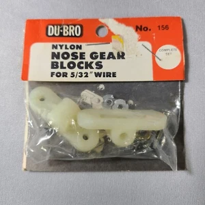 DU-BRO NYLON NOSE GEAR BLOCK, for 5/32" Wire ( CAT. # 156 ) - Picture 1 of 2