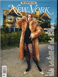 NEW YORK MAGAZINE-THE HAMPTONS ISSUE-POTATO FARMS+SAG HARBOR+COLE ESCOLA+DINING - Imagen 1 de 3