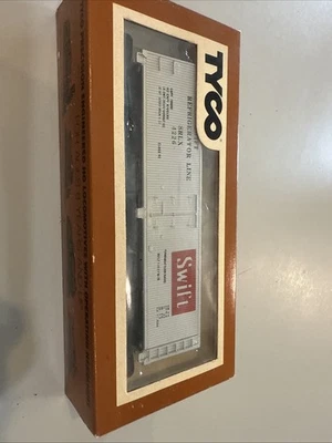 Vintage TYCO 329A Escala HO - 40' Coche frigorífico 329A - Línea de refrigerador Swift Foto 1 de 4