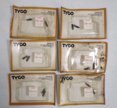 (6) HO Tyco switch controller bulb sets in original packages (lot 7050) - Image 1 of 2