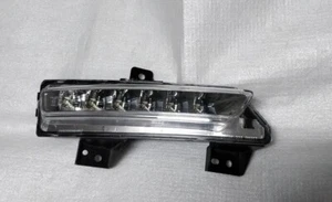 RENAULT OEM LED LUZ DE DÍA DERECHA O/S 266000984R GT-LINE - Imagen 1 de 3
