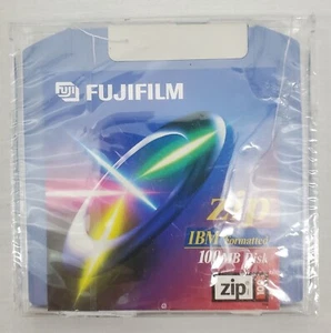 FujiFilm ~ 100MB Zip Disk Color IBM Formatted Mac Compatible - Factory Sealed - Afbeelding 1 van 8