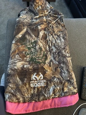Real Tree Edge Dog Vest Size Large.  Camo With Pink Trim. - Image 1 of 4