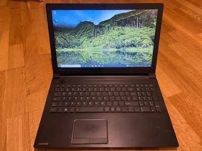 15' Laptop Toshiba Satellite Pro R50-B-12P i3-4005U 4gb RAM 256Gb SSD Win 10 Pro - Image 1 of 4