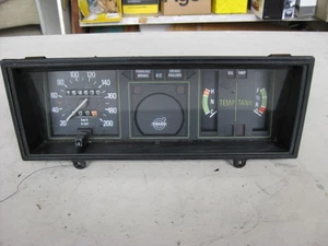 Volvo SPEEDO 240 Early Complete Instrument Cluster / Dash 1215408-4 / 1258984-2 - Picture 1 of 1