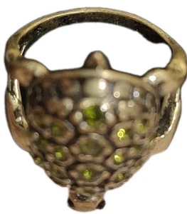 Turtles Pace Ring Burnished Brass w/Green Rhinestones Size 8 Avon New Old Stock - Picture 1 of 10