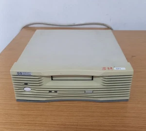 HP C6362A DAT DDS-2 Tabletop Tape Drive SCSI - Picture 1 of 2