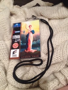 Sony Pictures Studios Tour Guest Pass with Lanyard - Picture 1 of 4