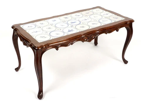 **NEW PRICE** 18th/19th Century Delft Animals Tile Top Table Cover