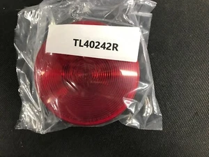 40242R TRUCK-LITE SUPER 40 S/T/T LAMP - Picture 1 of 2