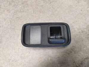 10/2002 to 09/2005 Toyota NCP10R Echo - Coin holder interior trim 55539-32010 - Picture 1 of 2