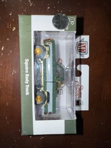 CHASE M2 Machines 1976 GMC Sierra Grande 15 4x4 Square Body 1/750 R55 CHASE - Picture 1 of 2