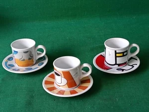 SET 3 TAZZINE DA CAFFÈ CON PIATTINI PORCELLANA IPA LAVAZZA CAFÈ DES ARTS. CU92 - Foto 1 di 7