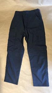 Kids Navy Blue Zip-off Hiking Pants - Size 9/10  - Picture 1 of 4