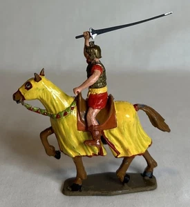 Vintage bemalter Kunststoff Römer auf Pferd - Bild 1 von 4