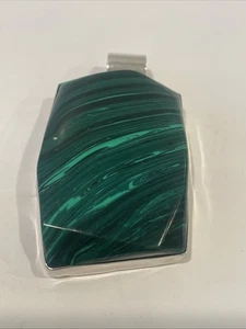 ENORME ciondolo in argento sterling verde malachite Taxco Messico 2,25 x 1,5" - Foto 1 di 8