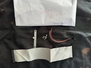 Amiga 600 Internal Floppy Drive Kit Ribbon+ Power Cable+bracket+screws Offer - Photo 1/1