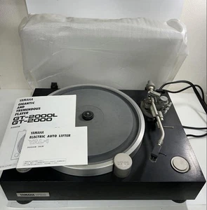 Yamaha GT-2000 Plattenspieler getestet Top Zustand mit Tonabnehmer dabei - Bild 1 von 11