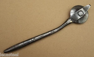 seltene schmiedeeiserne Schuster-Stichrolle - Lederhandwerk - Bild 1 von 2