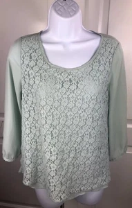 Lauren Conrad neuwertige Spitzenbluse mit Knopfleiste hinten. Damen klein. - Bild 1 von 8