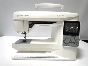 Husqvarna Viking Opal 690Q Exclusive Sensor Nähmaschine - für Teile oder Reparatur - Bild 1 von 10