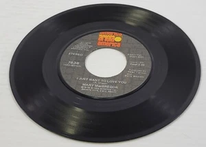 R) Mary MacGregor - Just Want Love - Torn Between Lovers - 45 RPM - Vinyl Record - Foto 1 di 4