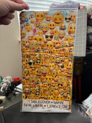 Unique Emoji 54"x84" Plastic Tablecover Party Supply Tableware New!!! - Image 1 of 2