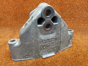 7L0399649D Gearbox Holder Transfer Case Holder VW Touareg 7L Audi Q7 Original - Picture 1 of 2