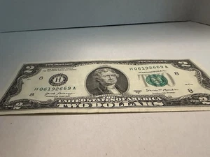 Circulated USA Two Dollar Bill $2 Note Series 2017 A, 2 Dollar Bill - Picture 1 of 9